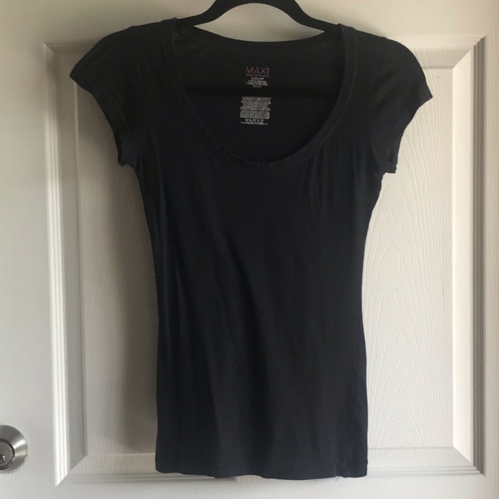 Max Rave Skinny Black Tee